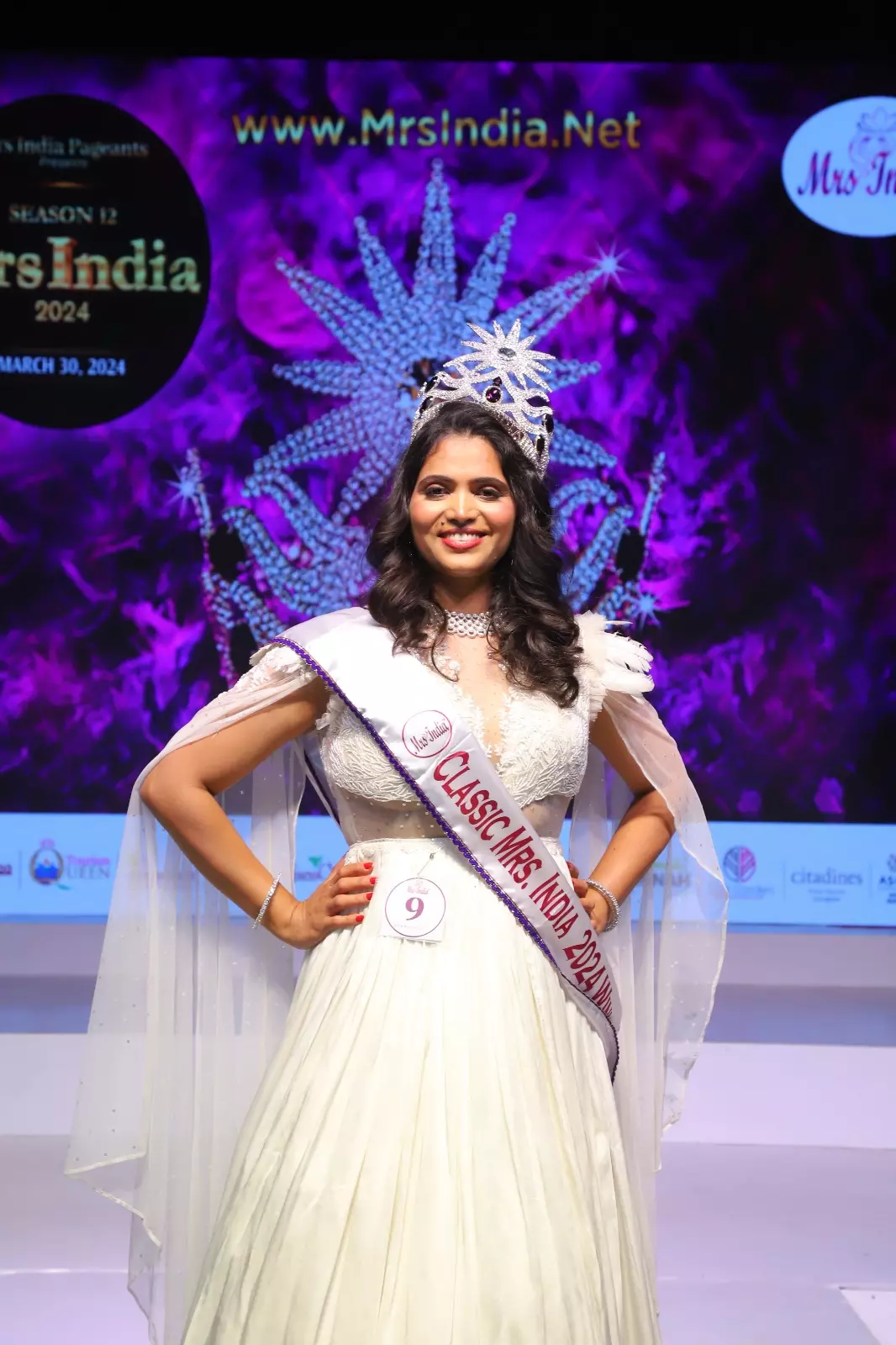 Ratna Mehera from Telangana wins Classic Mrs India 2024 crown