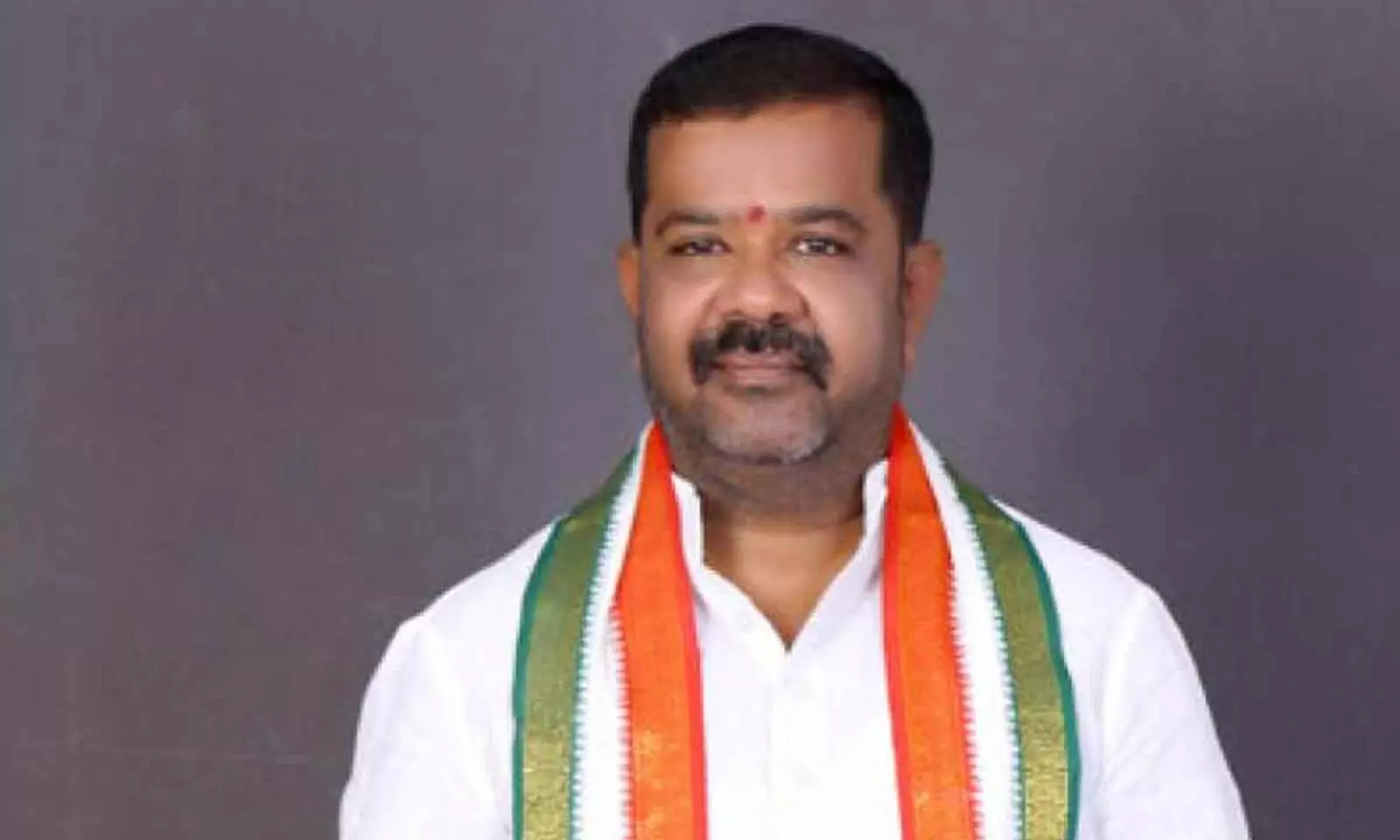 Warangal West MLA Naini Rajendar Dares Kavitha to Expose Devils Near KCR