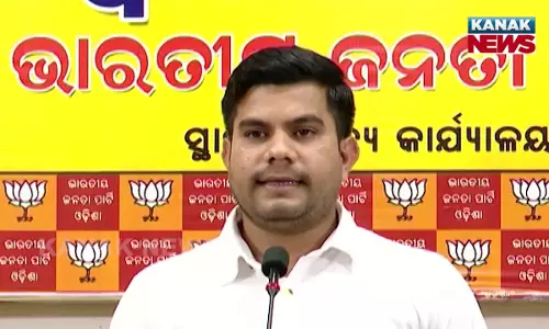 BJP Demands Expulsion of 5T Chairperson VK Pandian for his Active Role in Politics BJP Demands Expulsion of 5T Chairperson VK Pandian for his Active Role in Politics