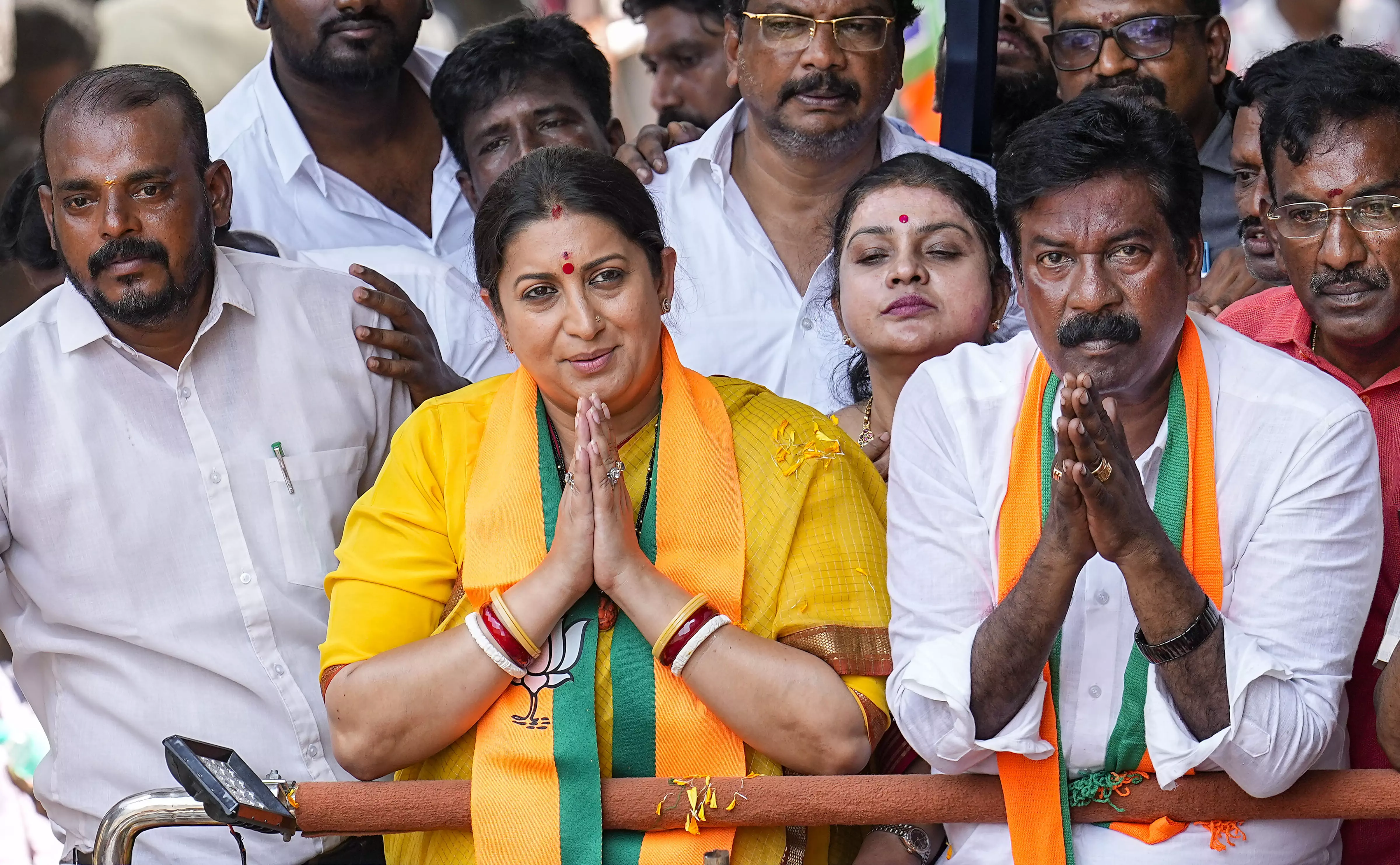 Many like you have come and gone: Smriti Irani slams Rahul Gandhi