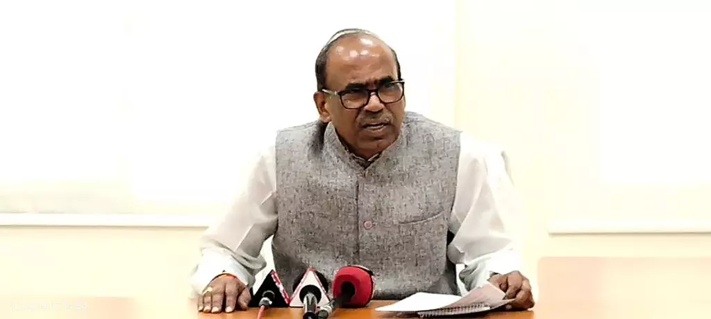 Probe into Power Projects Begins Probe into Power Projects Begins