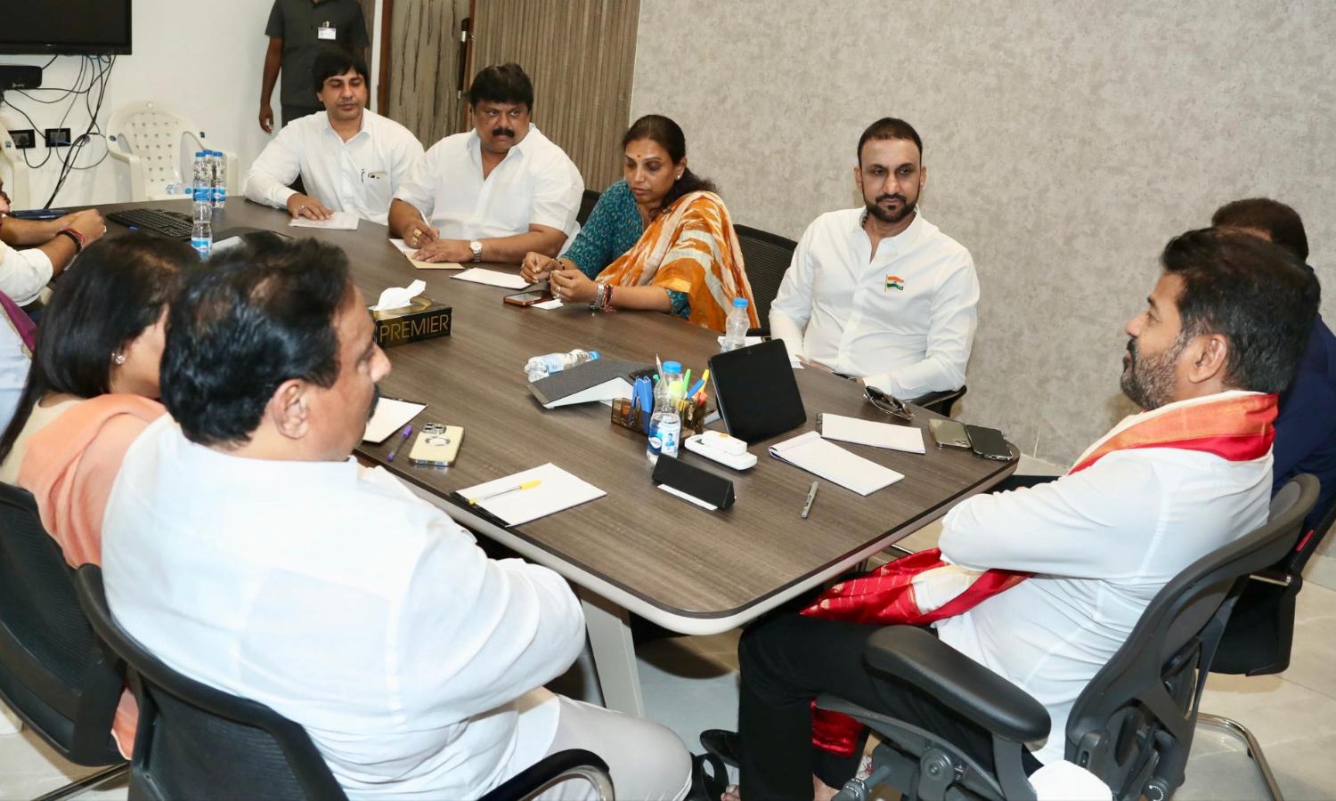 Revanth Asks Congress Leaders to Work for Party’s Win