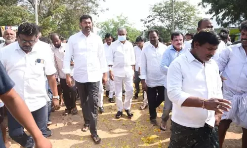 AP Polls: YS Avinash reacts to Sharmilas comments