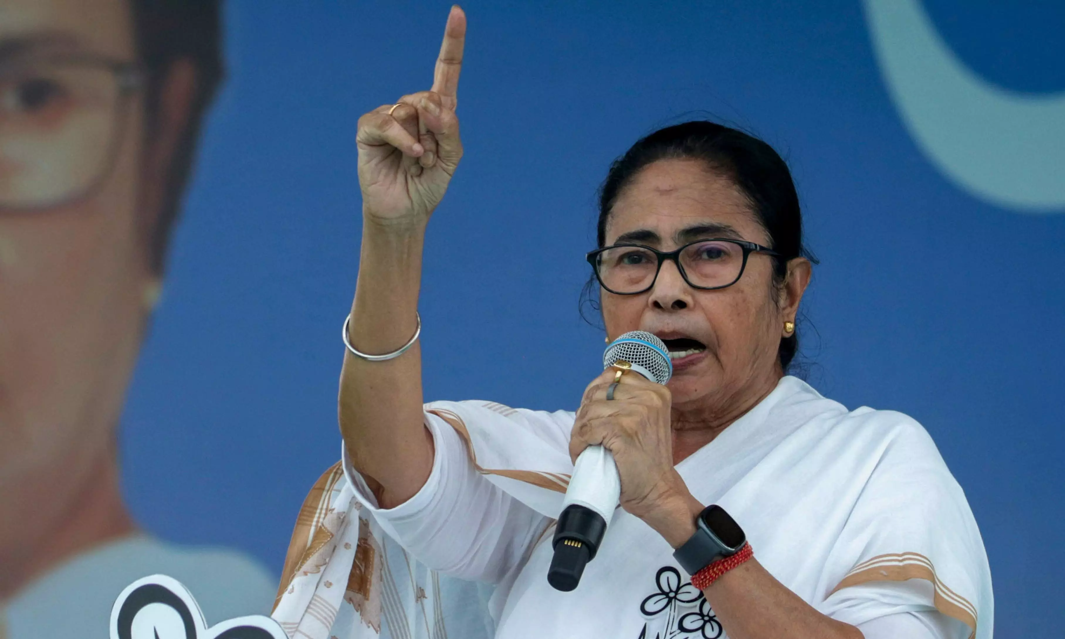 PM Modi Will Jail Opposition Leaders After Polls: WB CM Mamata PM Modi Will Jail Opposition Leaders After Polls: WB CM Mamata