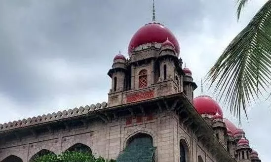 Accreditation to Scribes on the Basis of Newspaper’s Language: HC Quashes Rule Accreditation to Scribes on the Basis of Newspaper’s Language: HC Quashes Rule