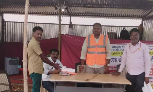 Karnataka: District Administrations To Help Poll Officials To Beat The Heat