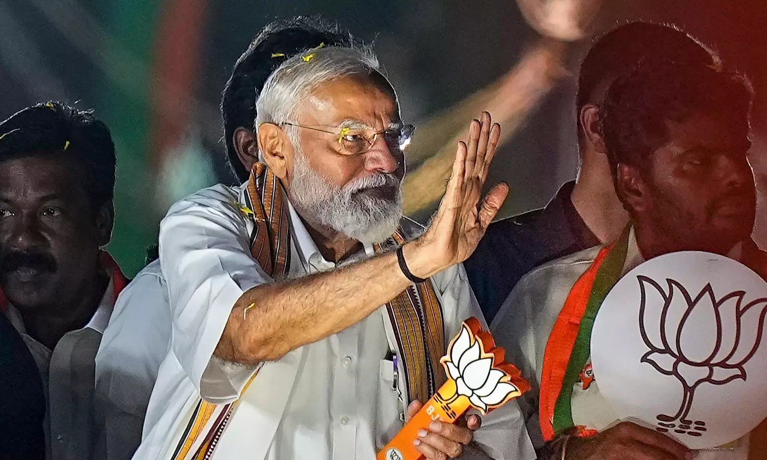 PM Modi Slams Congress for Hindering Ram Temple Construction, Insulting Lord Rama