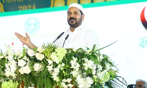 Revanth, Leaders Greet Muslims