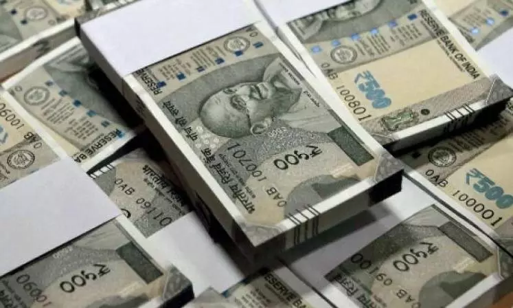Police Seize Cash from YV Aide Police Seize Cash from YV Aide