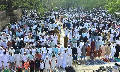 Muslims Protests on Ramzan Day Against Israel Attacks on Palestine