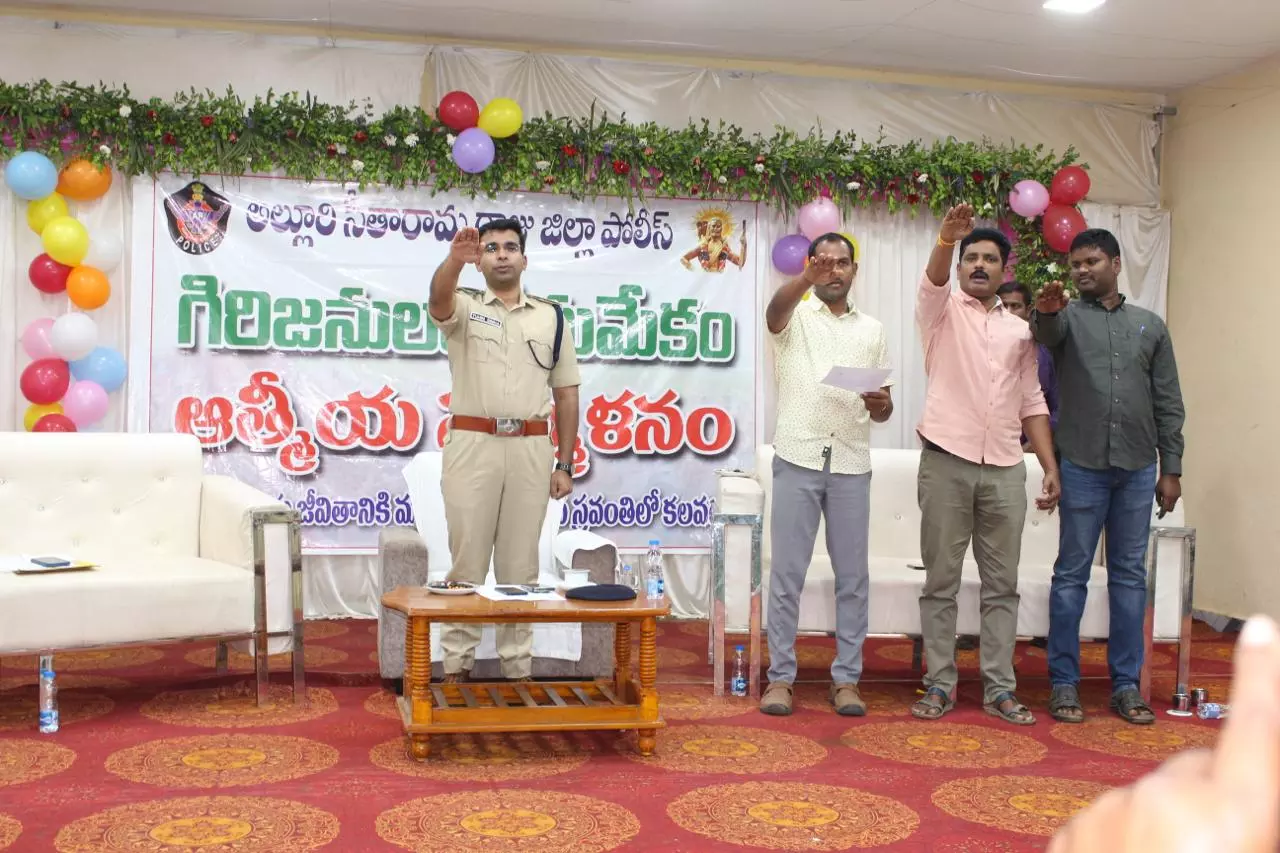 ‘Atmeeya Sammelanam’ with Surrendered Maoists Organized in Paderu ‘Atmeeya Sammelanam’ with Surrendered Maoists Organized in Paderu