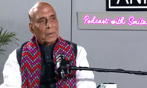 No graft taint on him: Rajnath on decision to have Nitish back in NDA fold