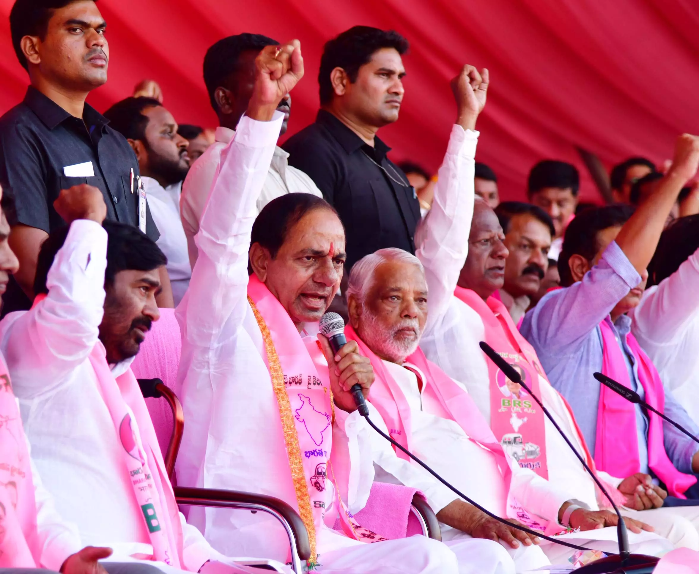 KCR for strong Oppn, seeks vote for BRS