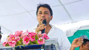 MLA Mekapati Condemns Attack on Jagan, Calls ‘Deplorable’ Act MLA Mekapati Condemns Attack on Jagan, Calls ‘Deplorable’ Act