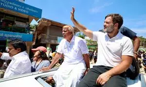 Our freedom is not to be slaves of RSS: Rahul