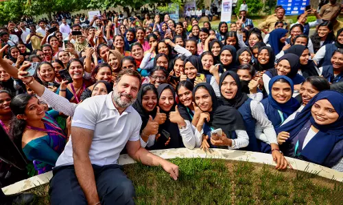 Poll officials check Rahul Gandhis helicopter in TN