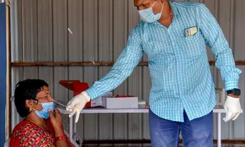 Aakar Patel| We can’t forget how govt failed to tackle Covid’s 2021 2nd wave