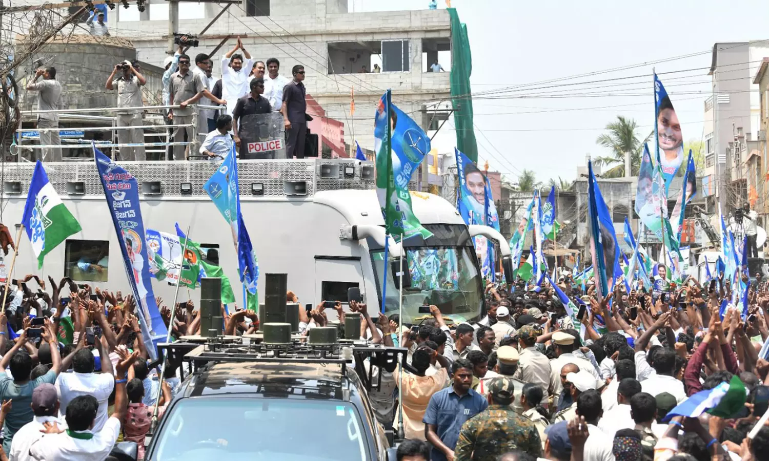 Parties Adopt New Ways to Reach Voters