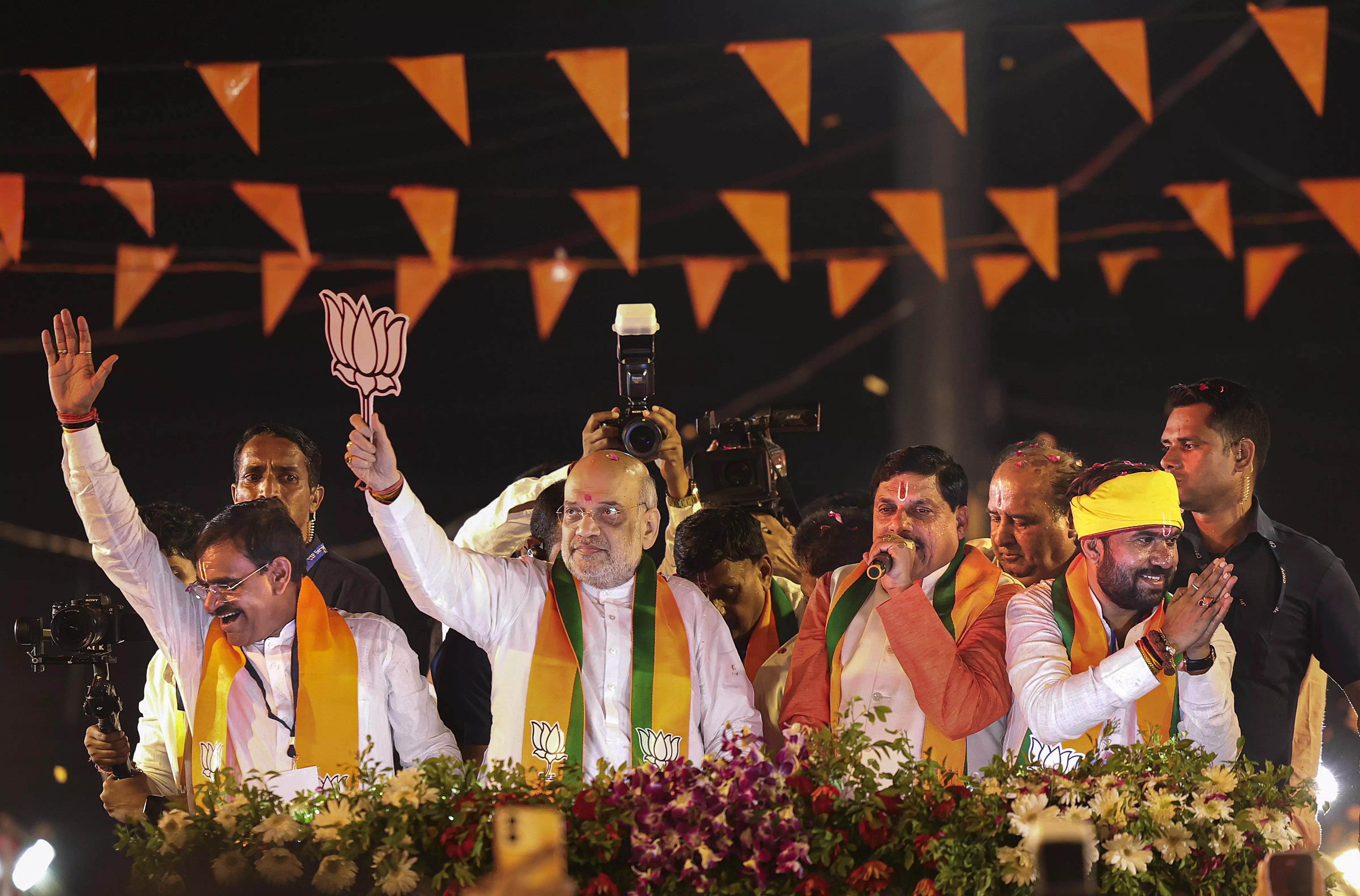 MP LS elections: Amit Shah Holds Massive Road Show in Chhindwara