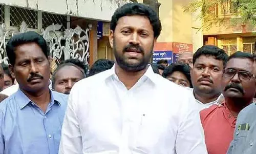 YS Viveka Murder Case: YS Avinash, Co- accused Attend CBI Court in Hyderabad
