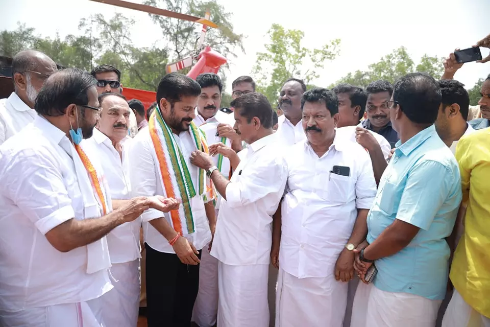 Golden opportunity for Kerala people to have their own MP as next PM: Revanth Reddy Golden opportunity for Kerala people to have their own MP as next PM: Revanth Reddy