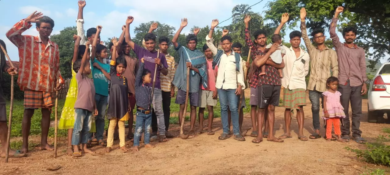 Villagers Protest for Ration Van to Remote Villages in Araku