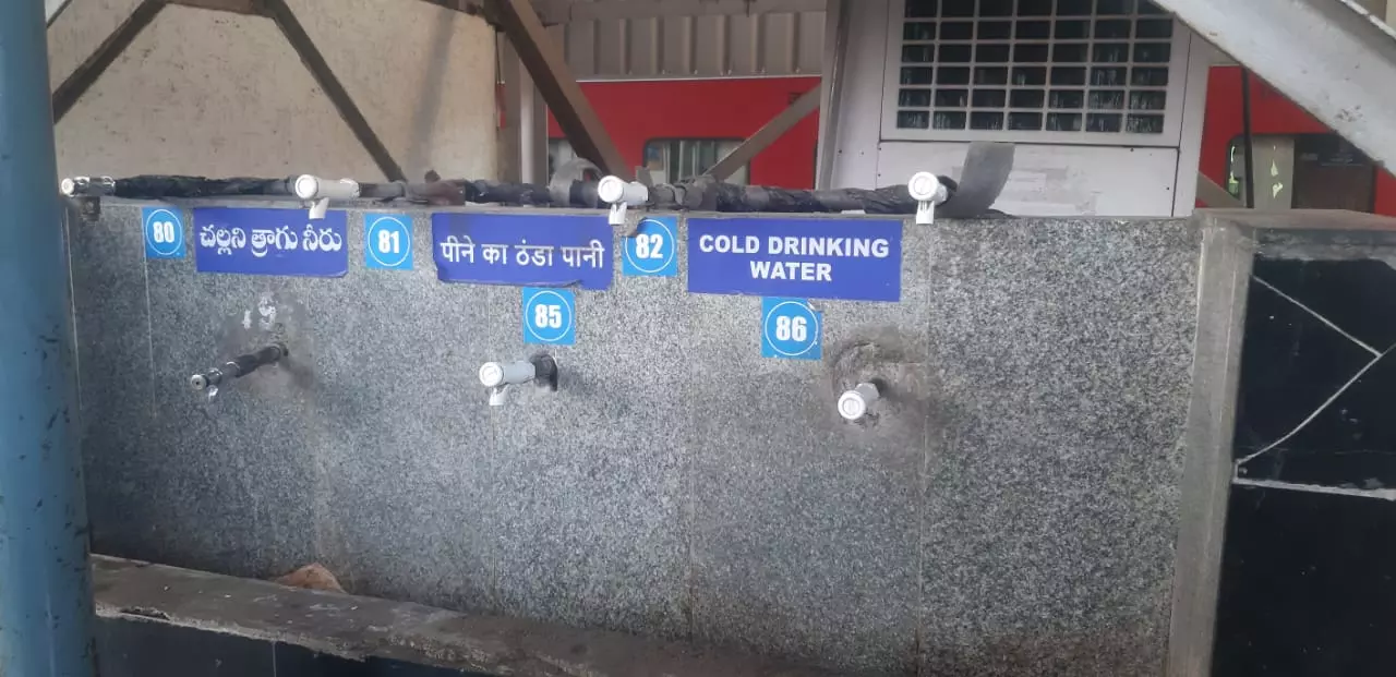 Hyderabad: Bus, railway stations provide cool water points