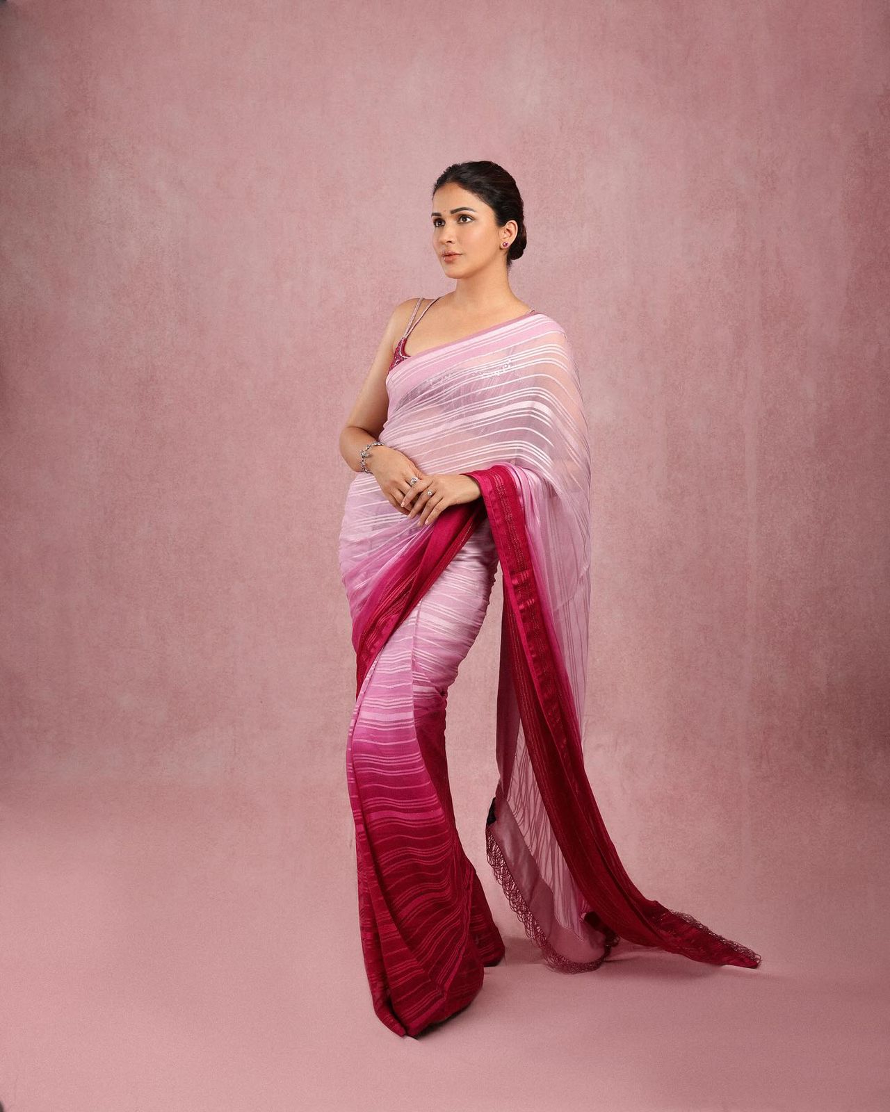 Lovely Lavanya is vivacious in contemporary sari