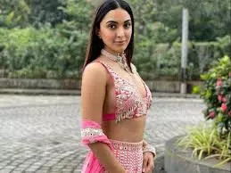Yash to Romance Top Bollywood Heroine in Toxic? Yash to Romance Top Bollywood Heroine in Toxic? 