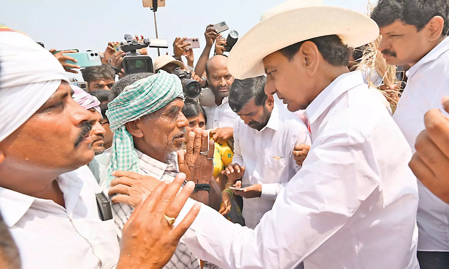 Lok Sabha Polls: KCR Bus Yatra Itinerary, Check Route Map