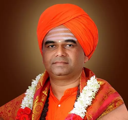 Lingayat Seer Withdraws from Parliamentary Election