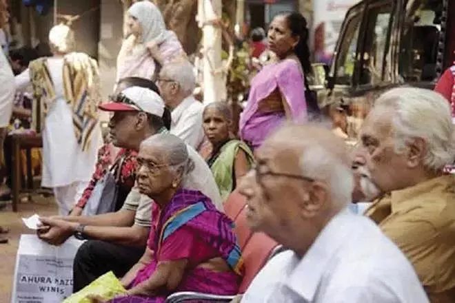 DC Edit | Help seniors pay for health cover DC Edit | Help seniors pay for health cover