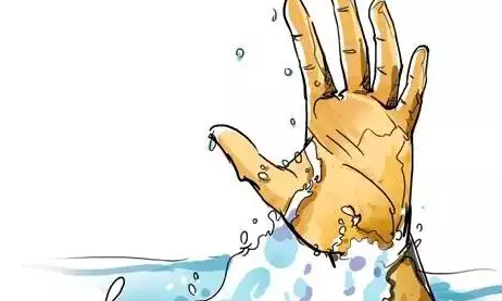 Man dies after falling in water sump at hostel