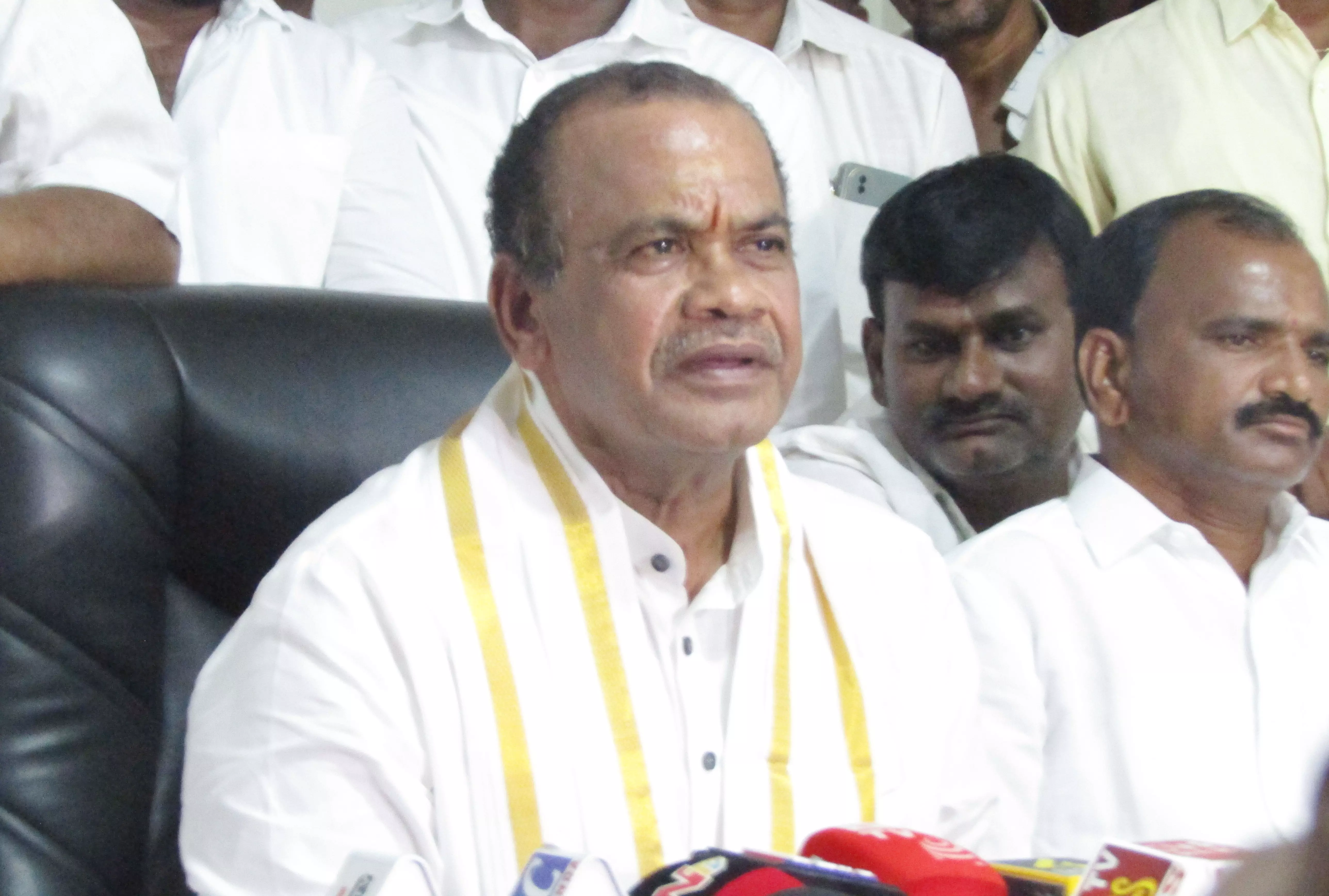 Lok Sabha Polls: Telangana Minister Komatireddy Predicts BRS Candidates Defeat