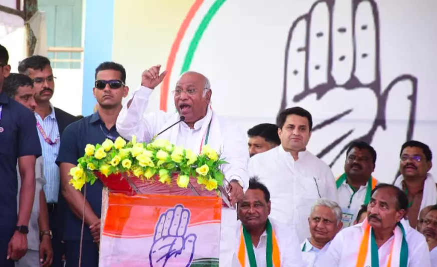 Kharge Challenges Modi on Congress Manifesto Claims Kharge Challenges Modi on Congress Manifesto Claims