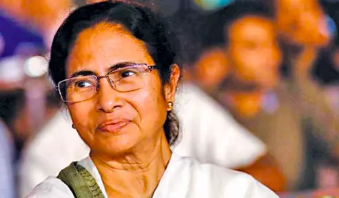 Didi Slams Job Terminations as Gross Injustice, Alleges BJP Conspiracy
