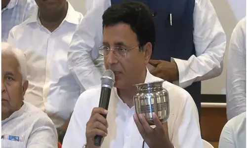 All that Centre has given to Karnataka is empty vessel: Randeep Surjewala