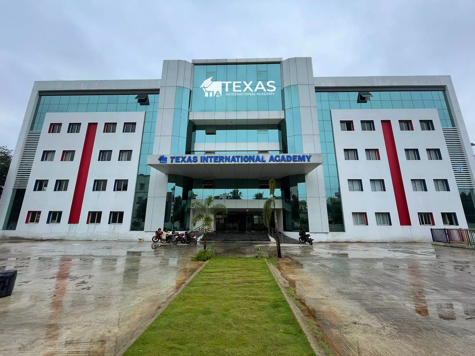 Study B. Tech in TIA US with Scholarships