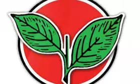 Tussle for Reins of AIADMK on the Cards