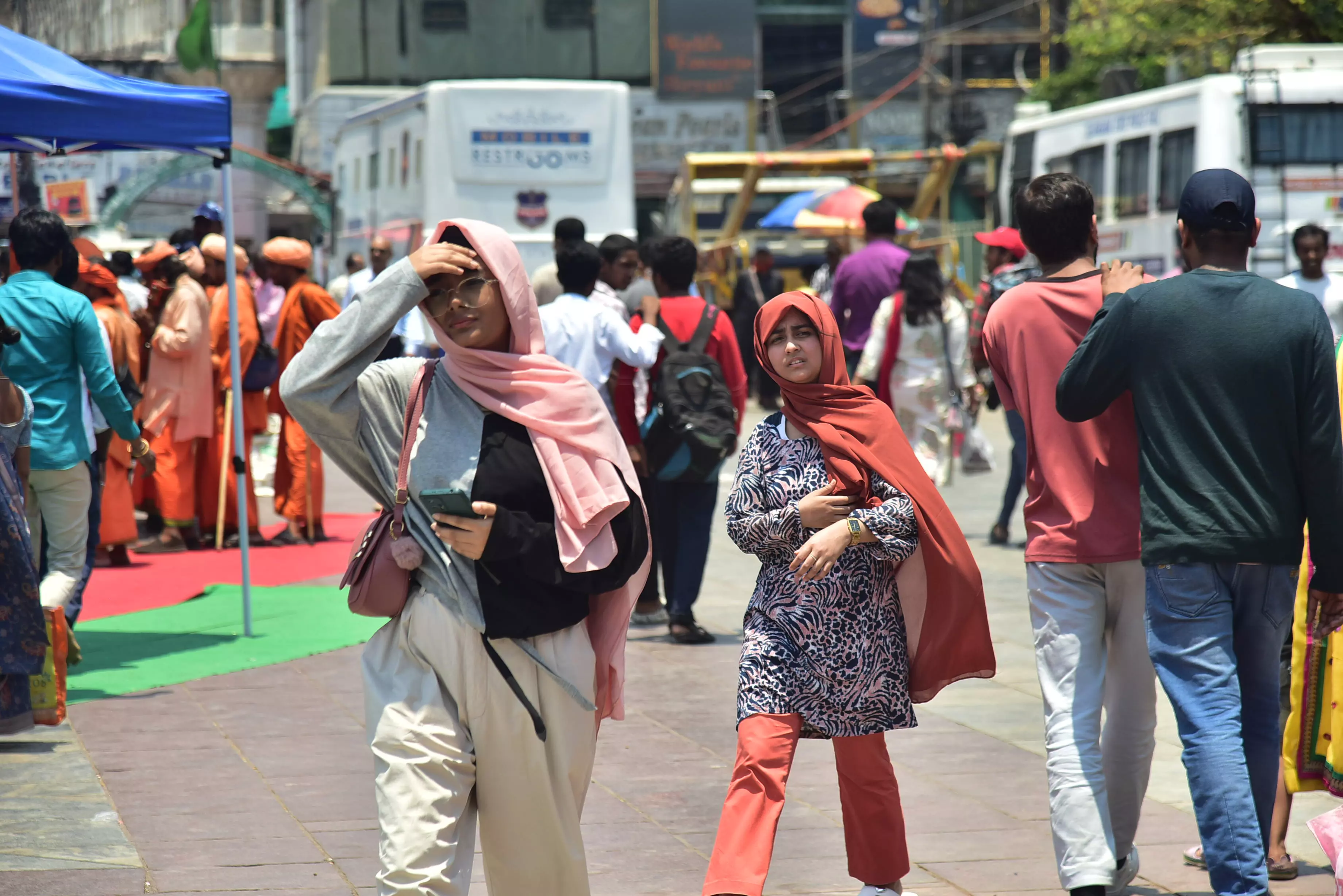 Hyderabad Sees Temperature Rise of Above Seven Degrees from Last Year