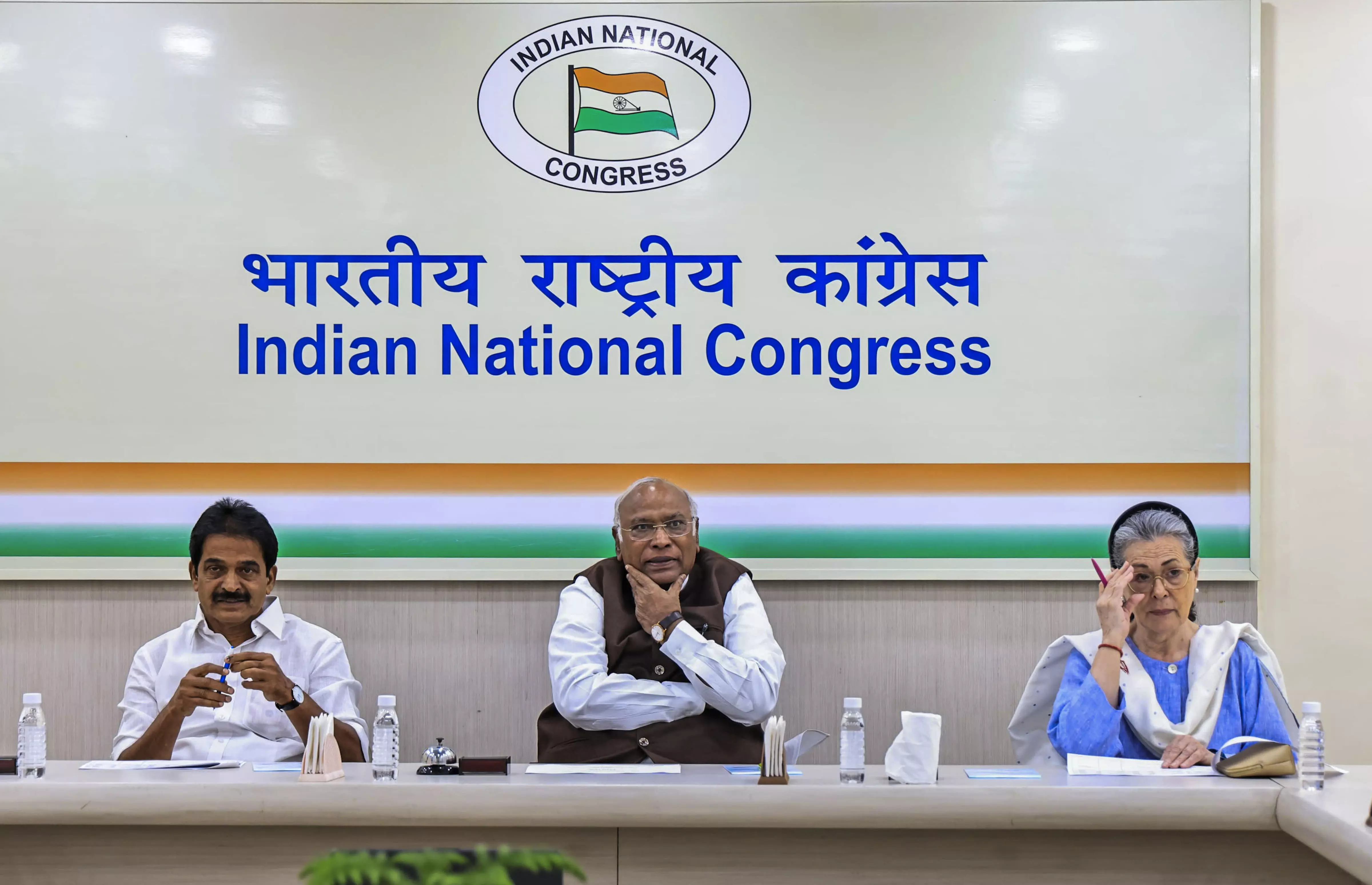 Congress Leaves Amethi, Rae Bareli Candidate Decision to Mallikarjun Kharge