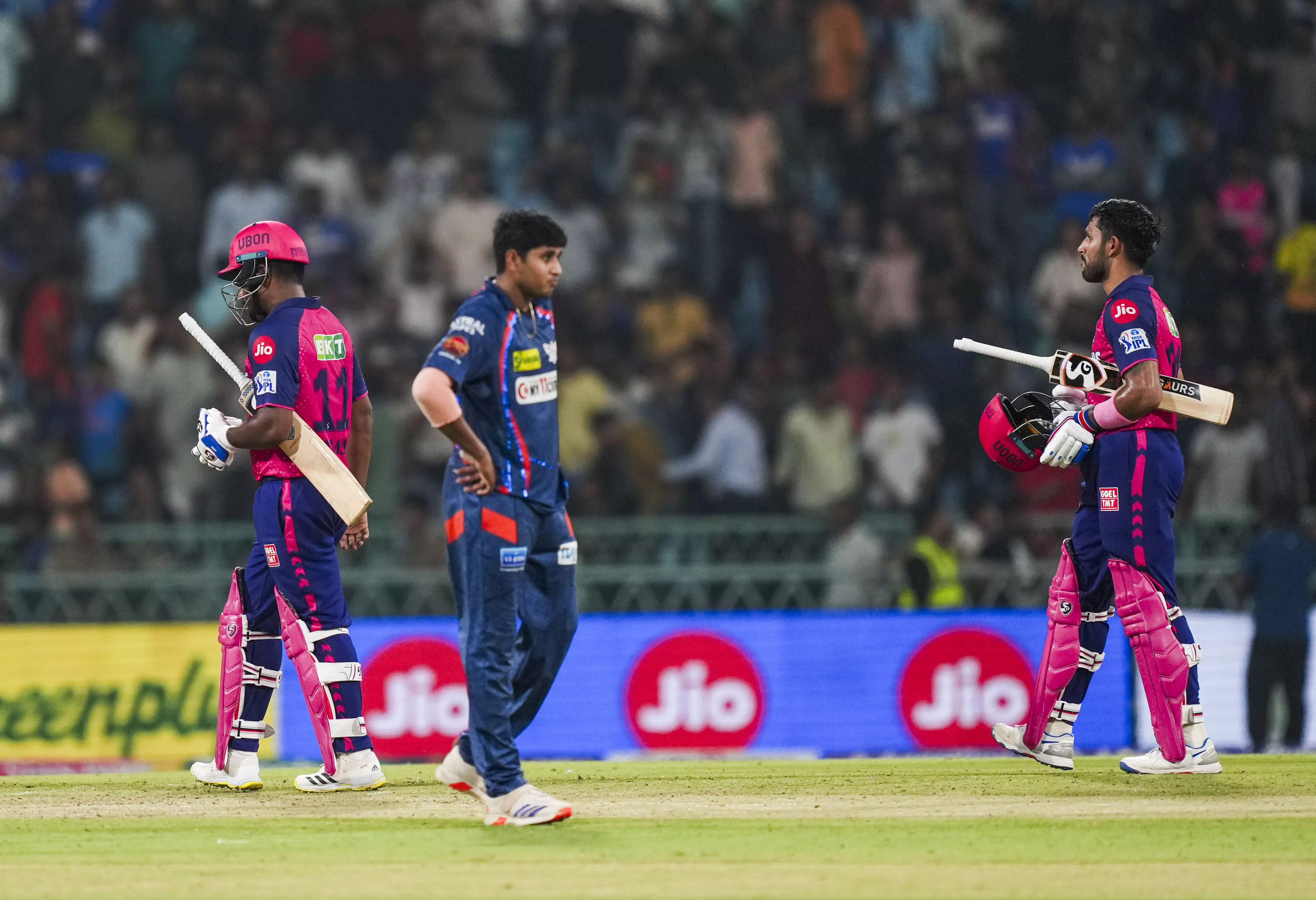 Delhi edges Mumbai to keep IPL playoff hopes alive while Samson powers Rajasthan to win