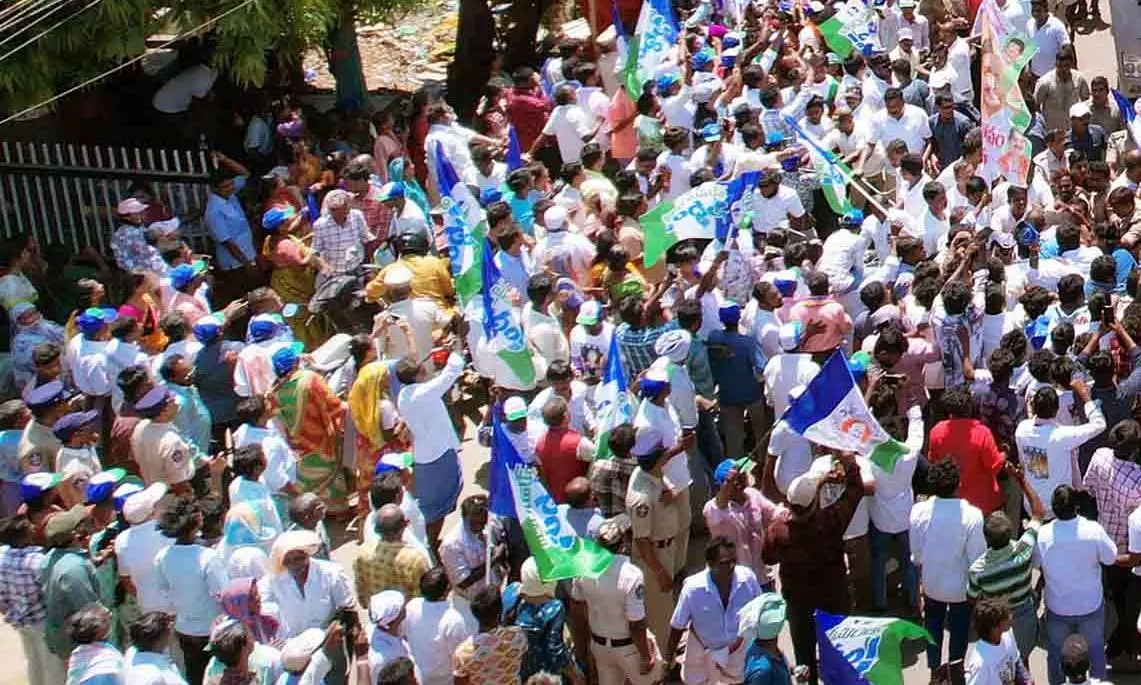 Fists Fly as Poll Campaigning Turns Ugly in Tirupati Fists Fly as Poll Campaigning Turns Ugly in Tirupati