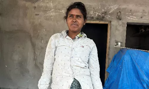 Harsh Summer and Hard Summer Fail To Dampen Workers’ Spirit of Life