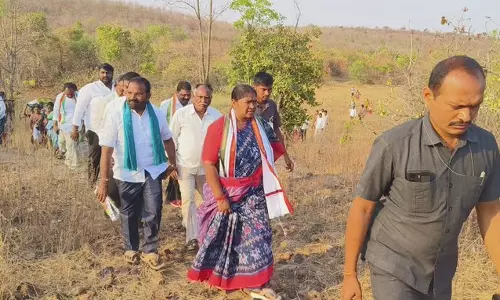 Adivasis Mounting Pressure on Parties to Ensure Pattas for House Sites Adivasis Mounting Pressure on Parties to Ensure Pattas for House Sites