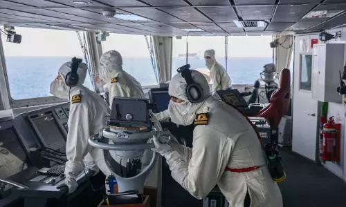 Houthi rebels fire ballistic missiles in Red Sea, Panama-flagged oil tanker damaged Houthi rebels fire ballistic missiles in Red Sea, Panama-flagged oil tanker damaged