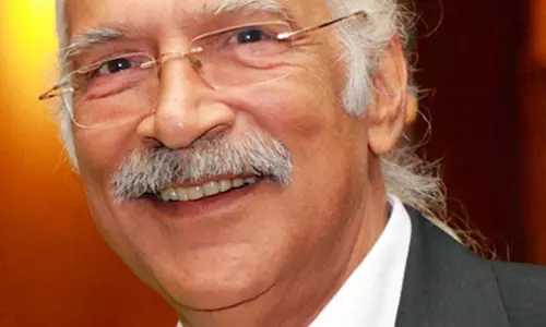 Renowned Daily Hindi Milap Editor Vinay Vir Passes Away at 72