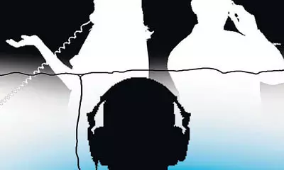 Advocate Alleges Phone-Tapping: Files Complaint Against Former CM and Others