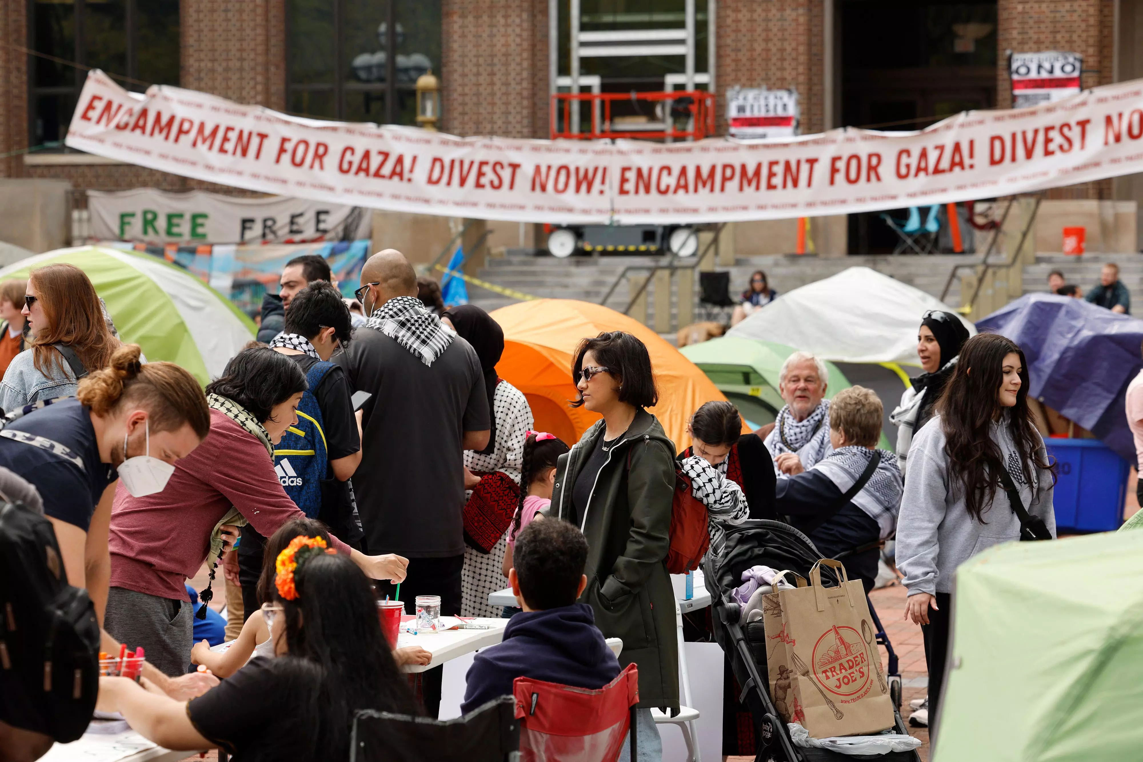 US campus crackdowns lead to over 200 arrests amid pro-Palestine protests