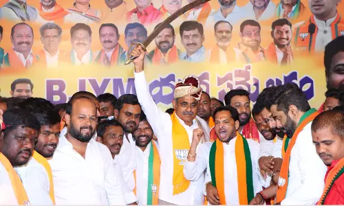 Konda Vishweshwar Reddy Challenges Ranjit Reddy on MPLADS Transparency